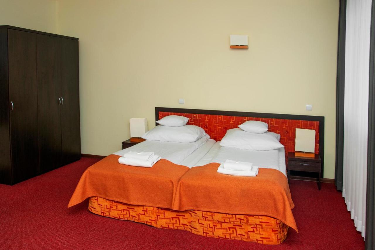 Bed and Breakfast Hyrny Закопане Екстер'єр фото